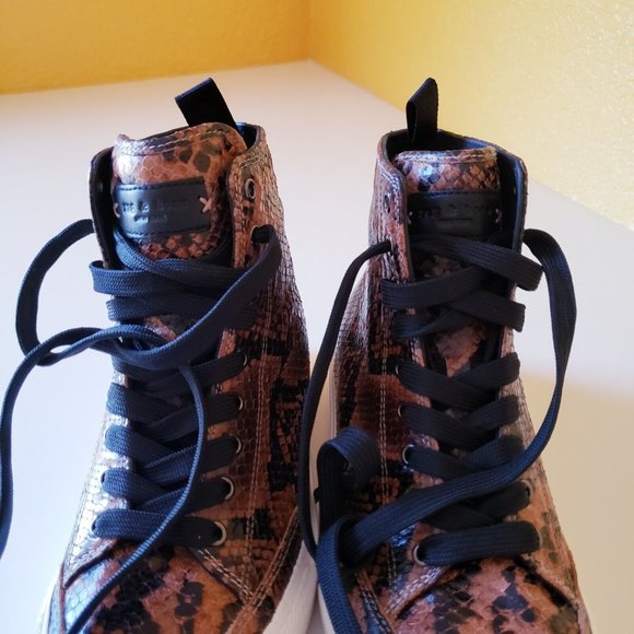 Rag & Bone High Top Snake Printed Leather Sneakers - Sz 38.5 (8.5) - Picture 7 of 16